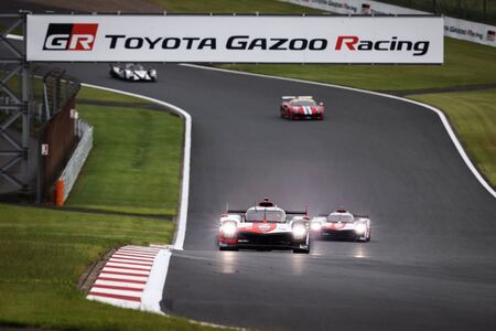 Toyoty GR010 HYBRID najszybsze na torze Fuji Speedway